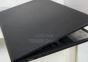 New Laptop Dell Inspiron 15 8GB AMD Ryzen 5 SSD 512GB