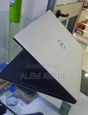 New Laptop Dell 16GB Intel Core I7 SSD 512GB