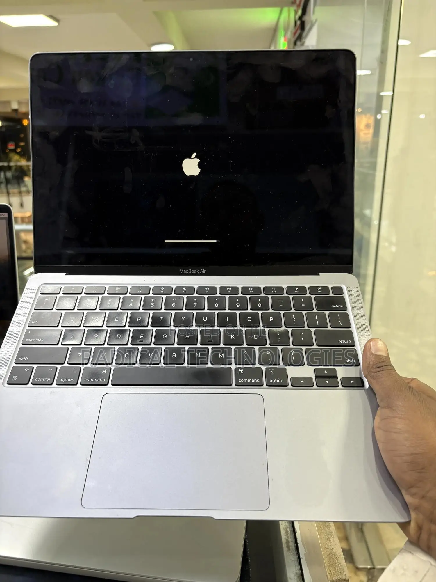Laptop Apple MacBook Pro M1 8GB Intel Core I7 SSD 256GB