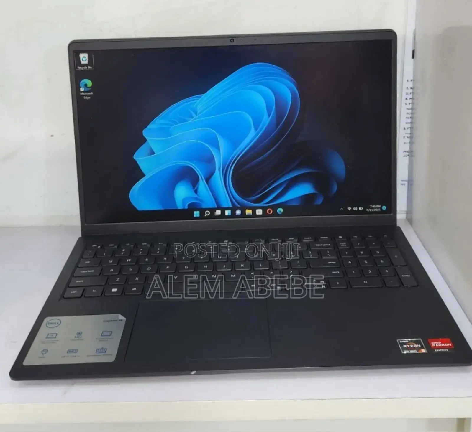 New Laptop Dell Inspiron 15 8GB AMD Ryzen 5 SSD 512GB