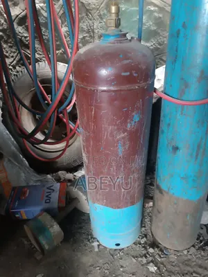 Photo - Oxygen Cylinder