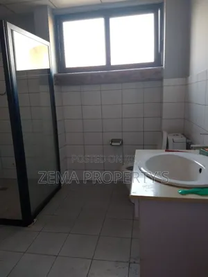 20bdrm Apartment in Bole for rent