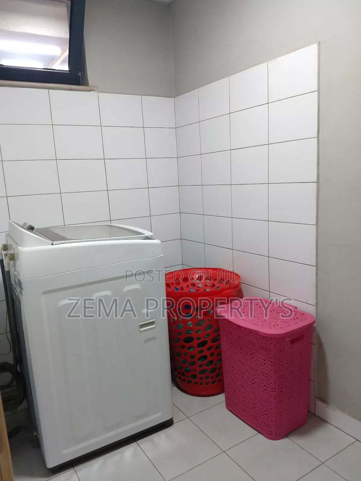 20bdrm Apartment in Bole for rent