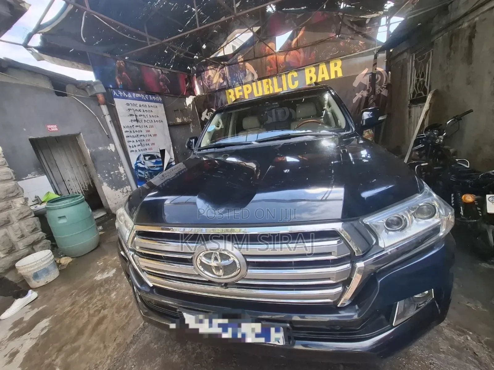 Toyota Land Cruiser 4.5 V8 DLX 2015 Black