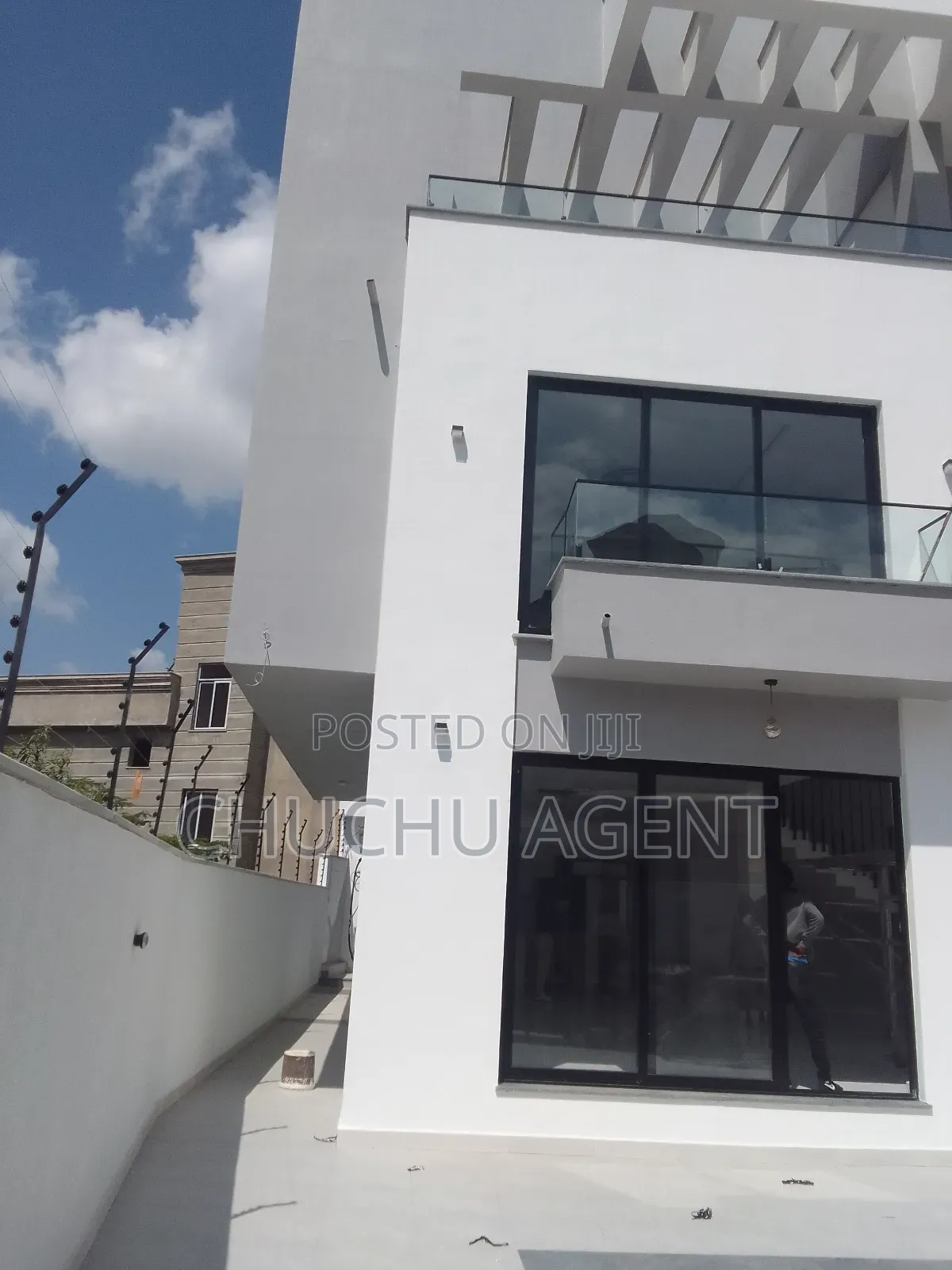 7bdrm House in Bole for sale