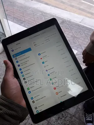 New Apple iPad Pro 9.7 (2016) 128 GB