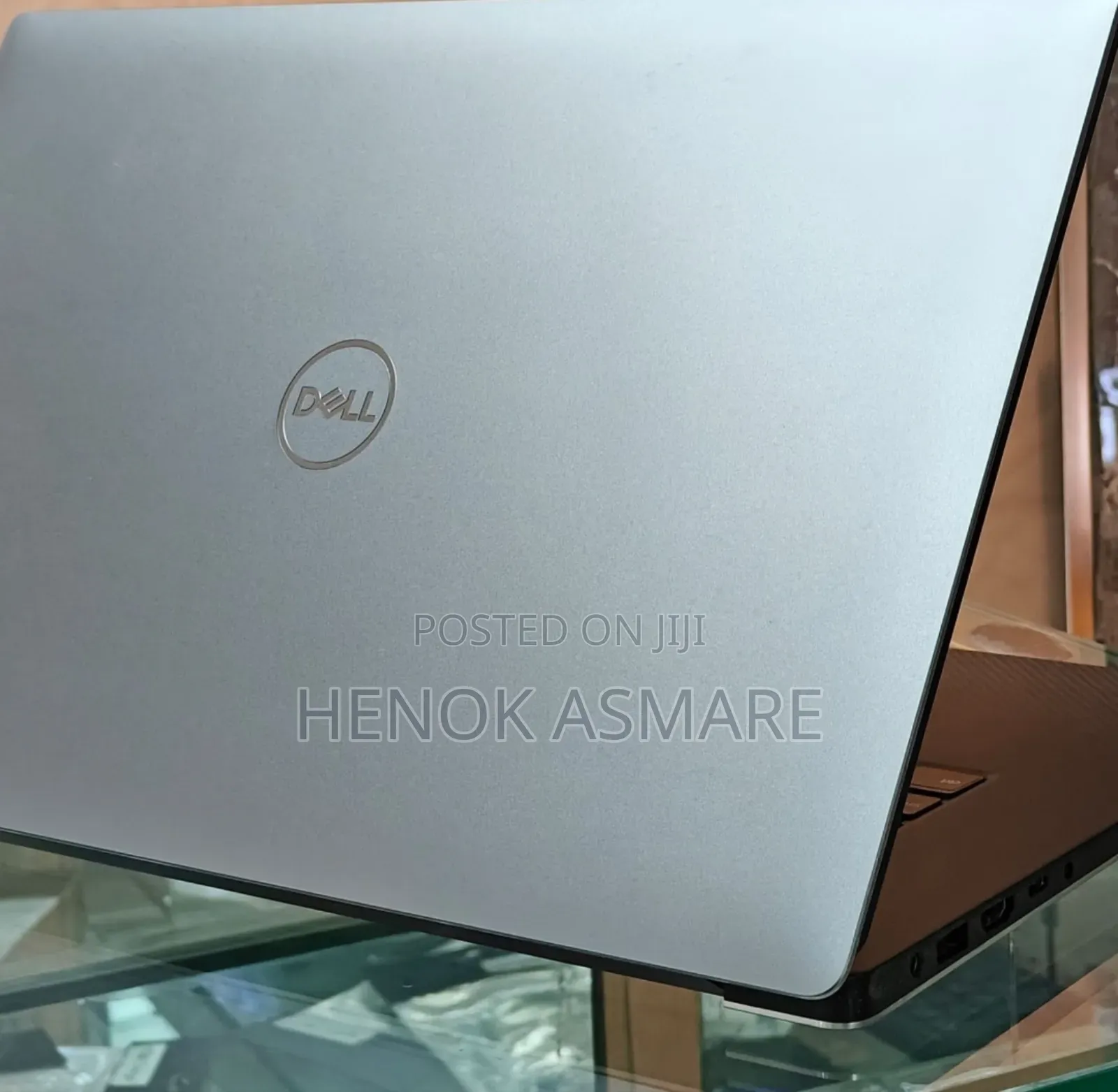 New Laptop Dell Precision 5540 16GB Intel Core I7 SSD 512GB