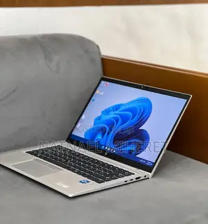 New Laptop HP EliteBook 830 G8 16GB Intel Core I5 SSD 512GB