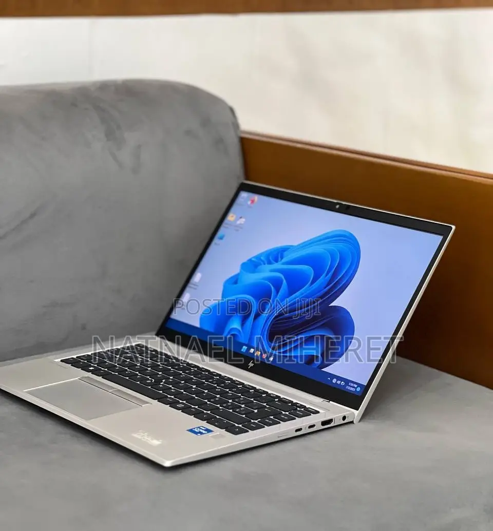 New Laptop HP EliteBook 830 G8 16GB Intel Core I5 SSD 512GB