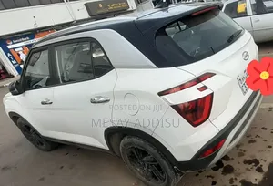 Hyundai Creta 2023 White