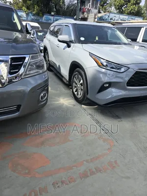 Toyota Highlander Hybrid 2023 Gray