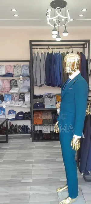 Photo - New Turk Suit