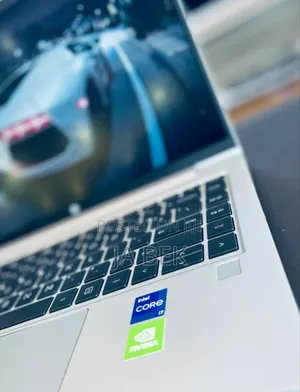 New Laptop HP ZBook 14 16GB Intel Core I7 SSD 512GB