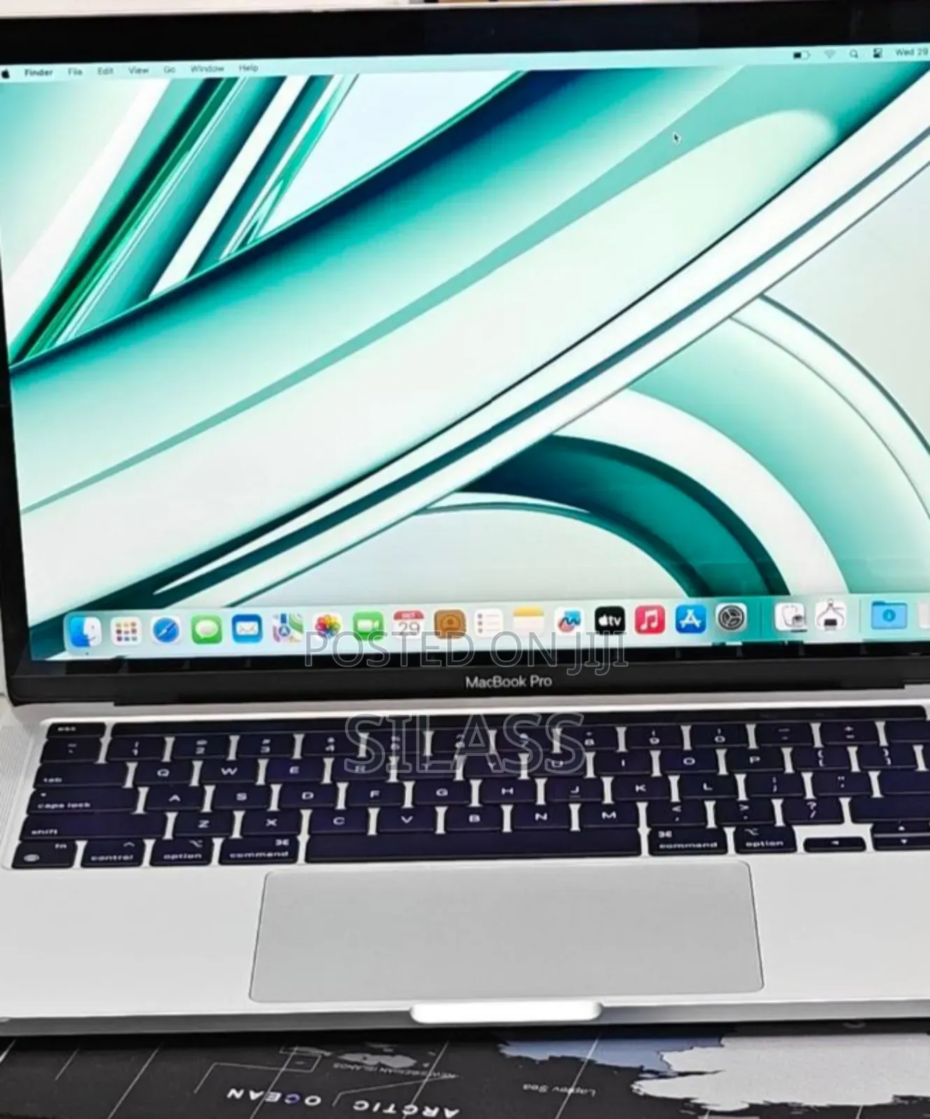 New Laptop Apple MacBook Pro 2022 M2 8GB Intel Core M2 SSD 256GB