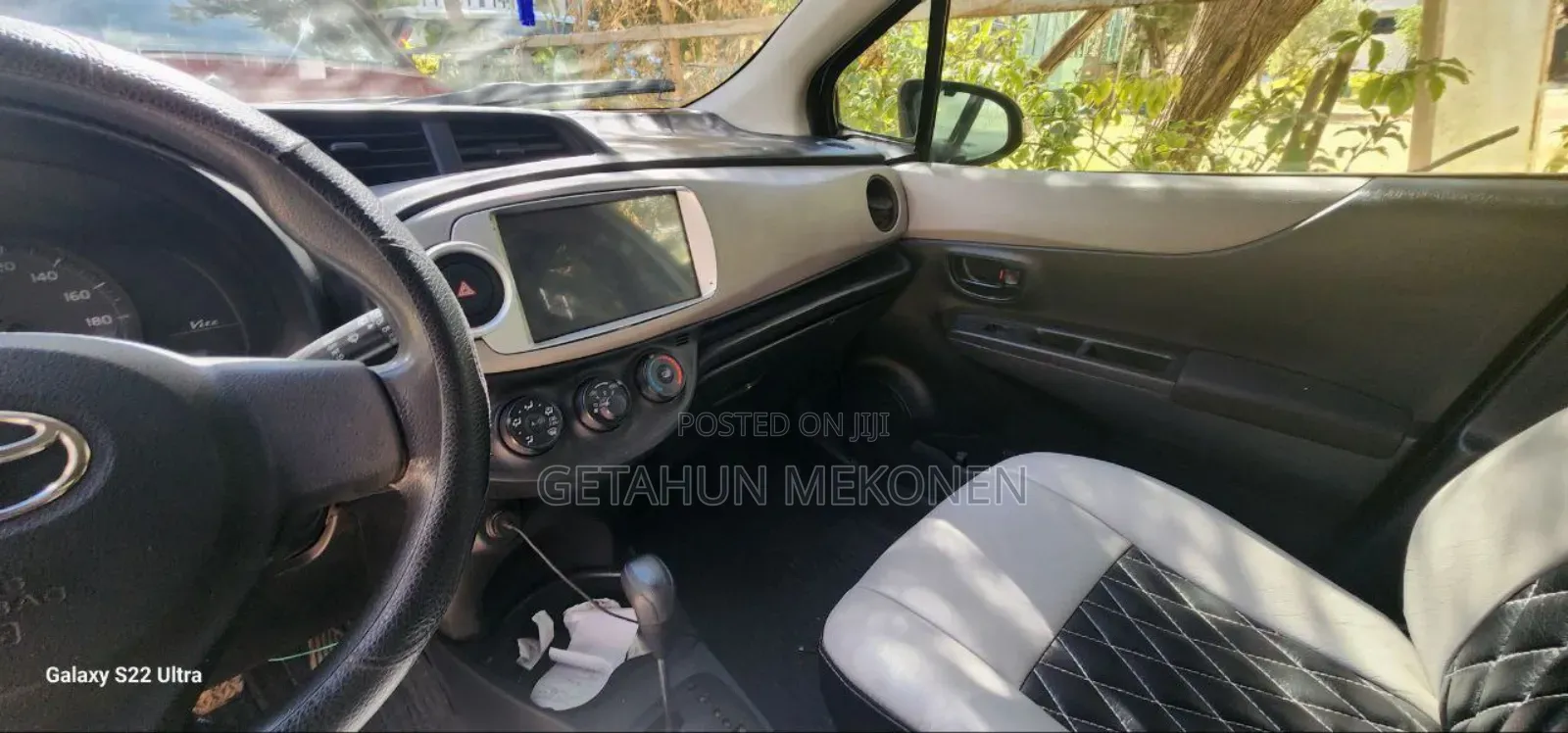 Toyota Yaris 2014 Gray