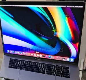 Photo - New Laptop Apple MacBook Pro 2019 16GB Intel Core i9 SSD 512GB