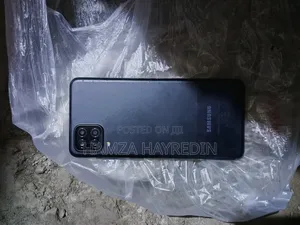 Photo - Samsung Galaxy A12 (India) 64 GB Black