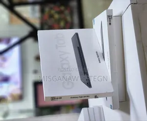 Photo - New Samsung Galaxy Tab S9 FE 128 GB Black