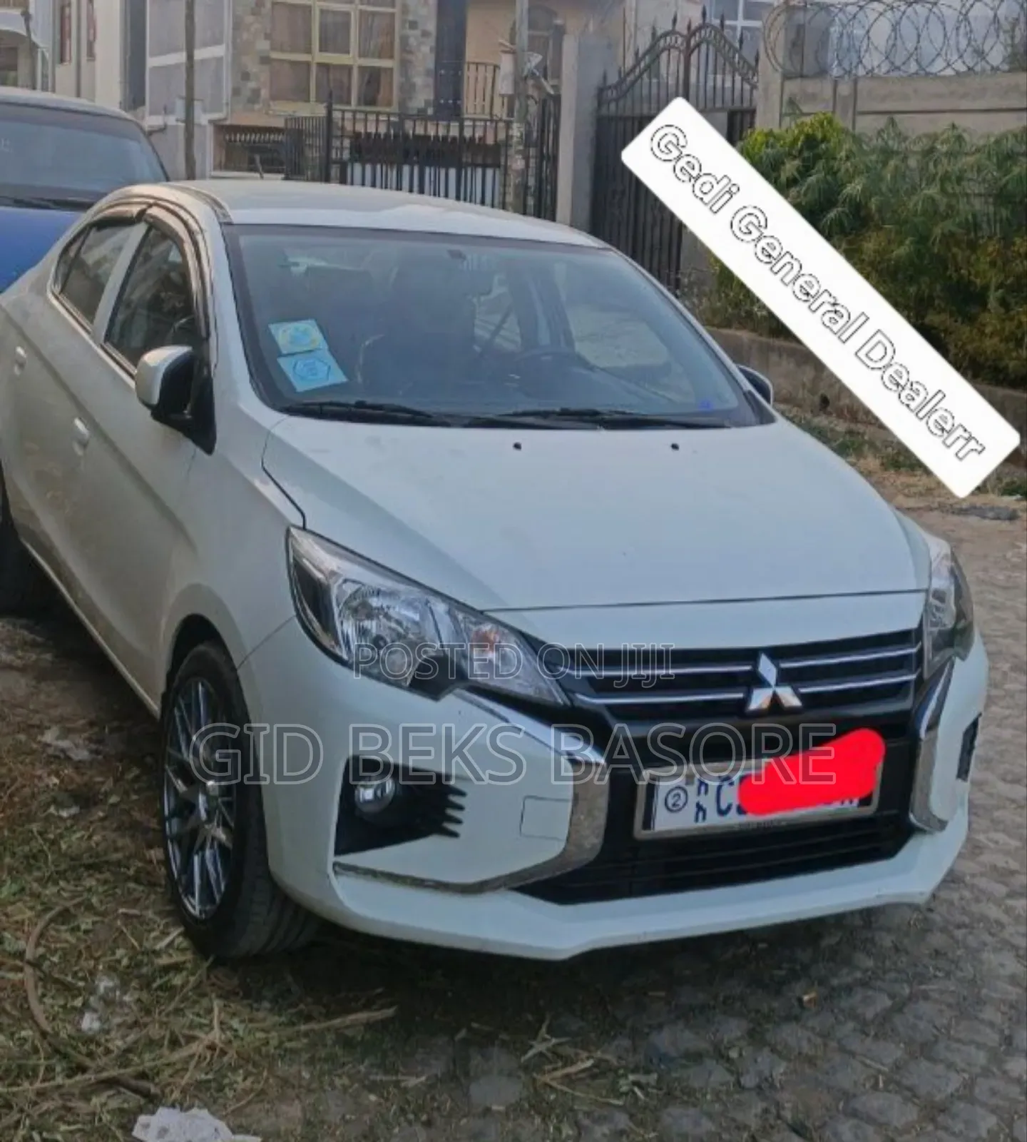 Mitsubishi Attrage 2022 White