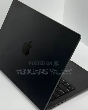 Photo - New Laptop Apple MacBook Pro 2024 M4 14-Inch 16GB Apple M4 Pro SSD 1T