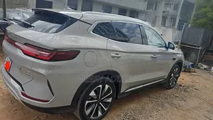 BYD Song Plus 2025 White