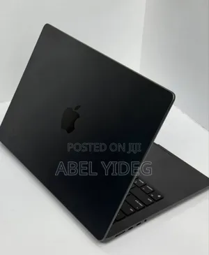 New Laptop Apple MacBook Pro 16GB Apple M4 SSD 1T