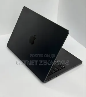 New Laptop Apple MacBook Pro 16GB Apple M4 SSD 1T