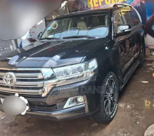 Toyota Land Cruiser 4.5 V8 VXR 2014 Black