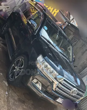 Toyota Land Cruiser 4.5 V8 VXR 2014 Black