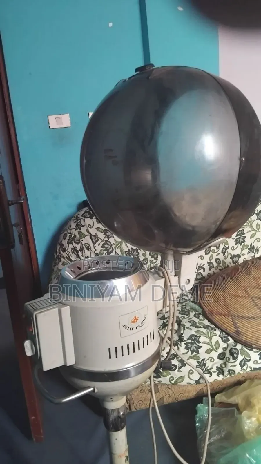 Floor Standing Salon Hair Dryer