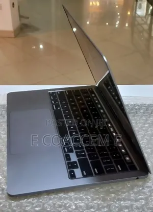 New Laptop Apple MacBook 8GB Apple M1 SSD 256GB