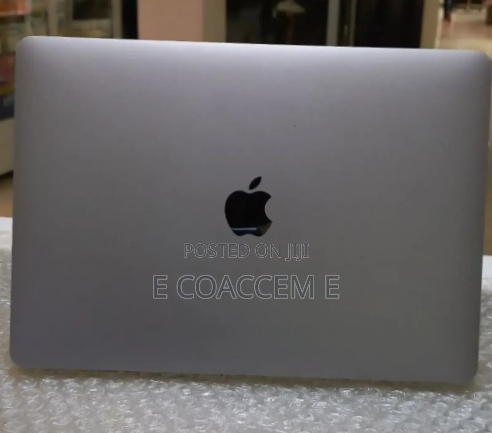 New Laptop Apple MacBook 8GB Apple M1 SSD 256GB