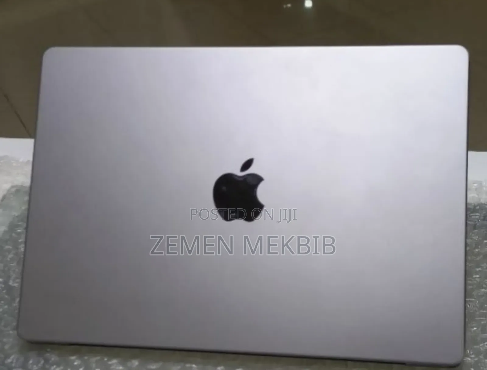 New Laptop Apple MacBook Pro M1 16GB Intel Core I9 SSD 512GB