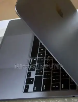 New Laptop Apple MacBook Pro M1 8GB Apple M1 SSD 256GB