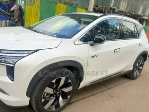 Photo - Mitsubishi Airtrek 135 kW FWD 2023 White