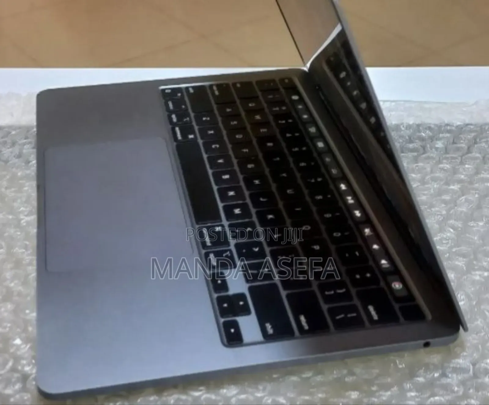 New Laptop Apple MacBook Pro M1 8GB Apple M1 SSD 256GB