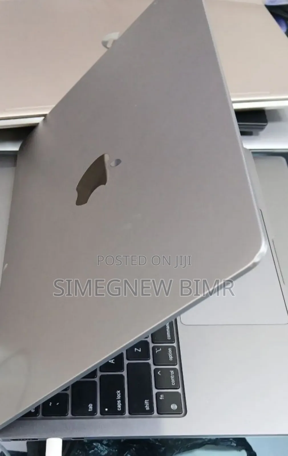 New Laptop Apple MacBook Air 2022 M2 8GB Intel Core M2 SSD 256GB