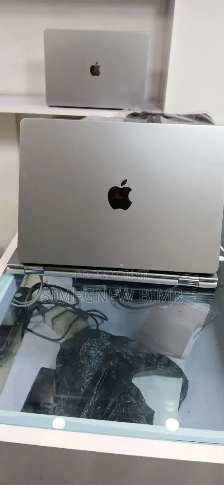New Laptop Apple MacBook Air 2022 M2 8GB Intel Core M2 SSD 256GB