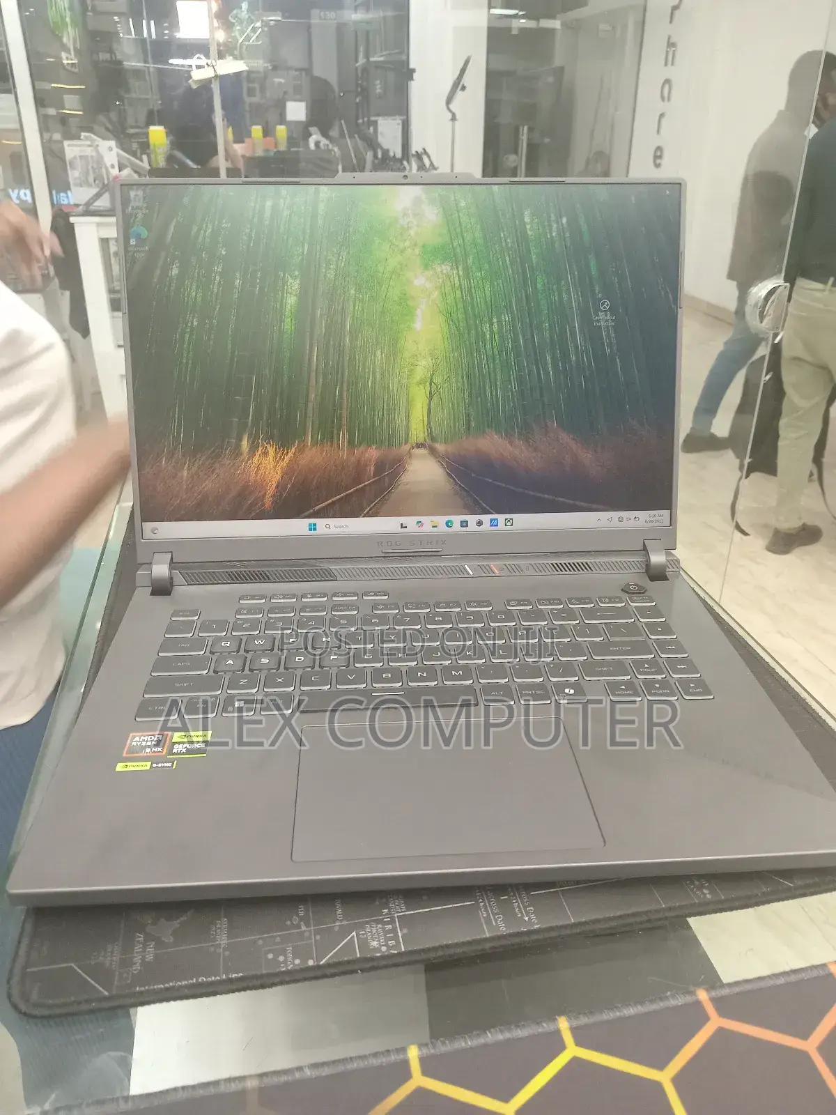 New Laptop Asus 16GB AMD Ryzen 9 SSD 1T