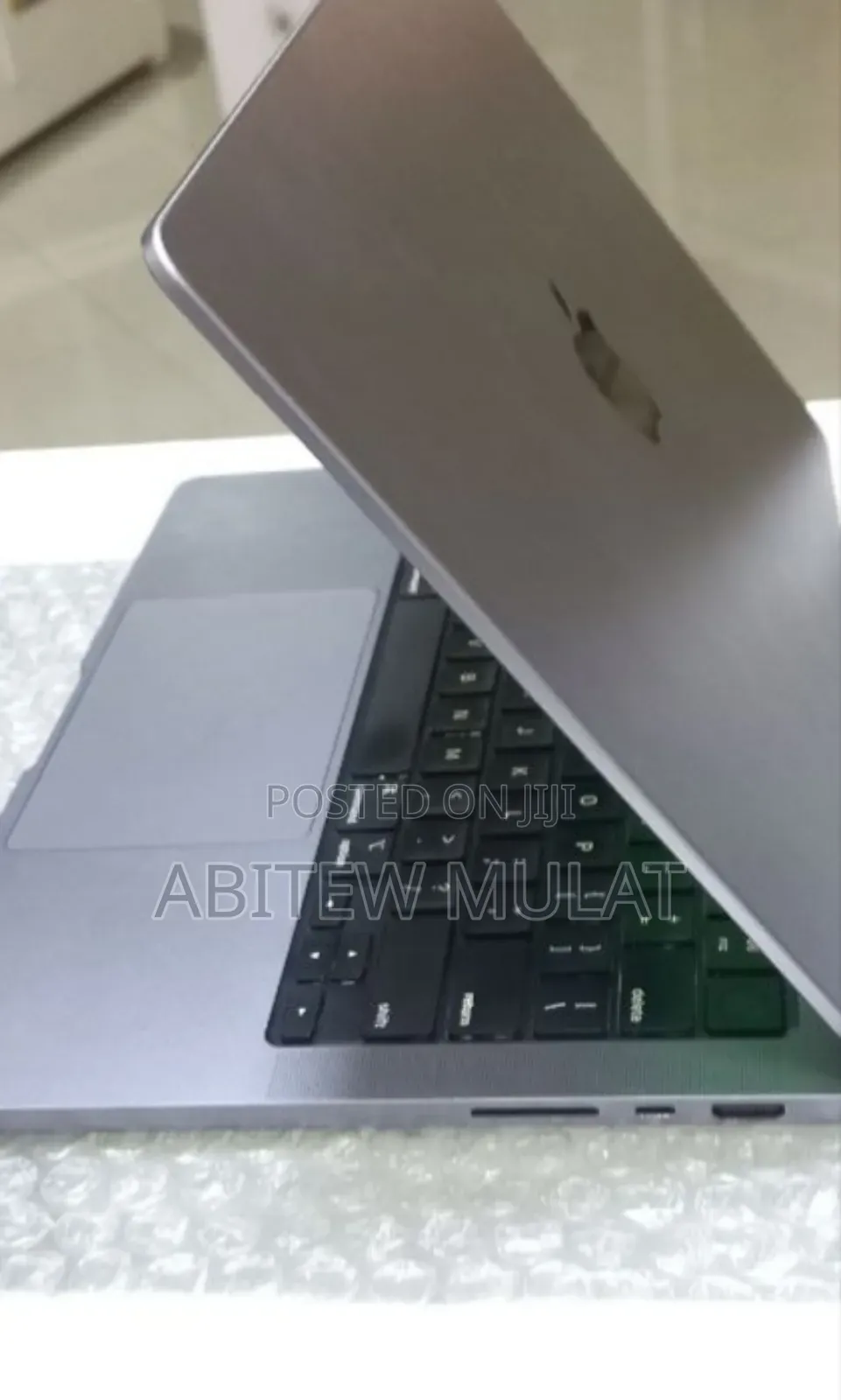 New Laptop Apple MacBook Pro M1 16GB Apple M1 SSD 512GB