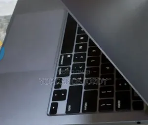 Photo - New Laptop Apple MacBook Pro M1 8GB Apple M1 SSD 256GB