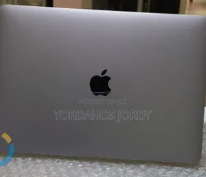 New Laptop Apple MacBook Pro M1 8GB Apple M1 SSD 256GB