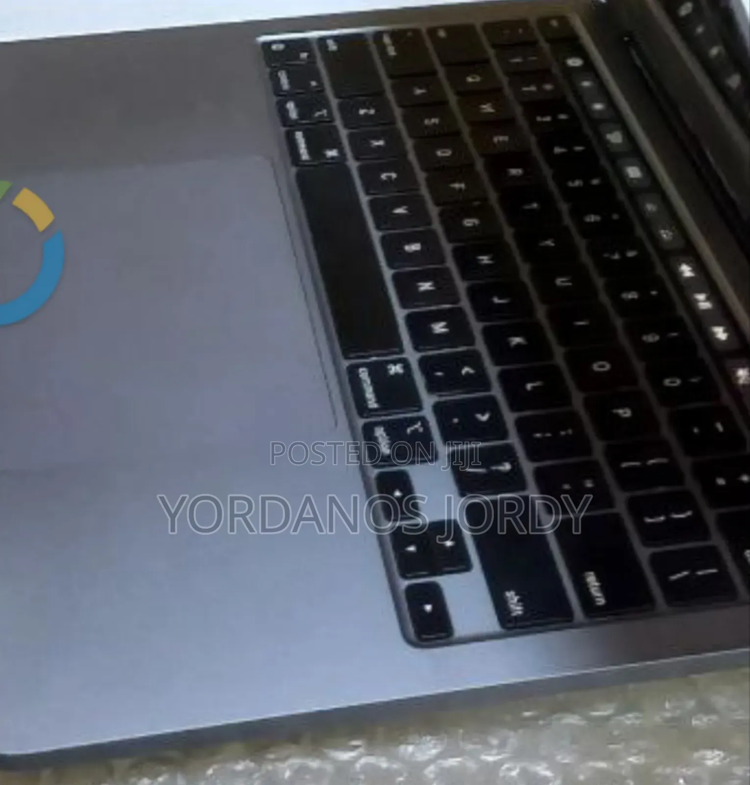 New Laptop Apple MacBook Pro M1 8GB Apple M1 SSD 256GB