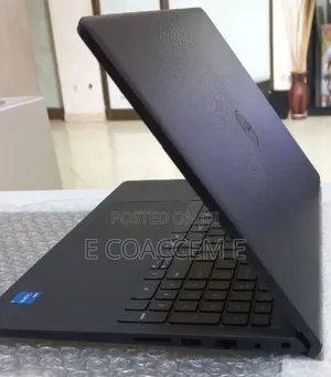 New Laptop Dell 16GB Intel Core I5 SSD 512GB