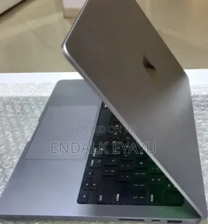 Photo - New Laptop Apple MacBook Pro M1 16GB Apple M1 Pro SSD 512GB