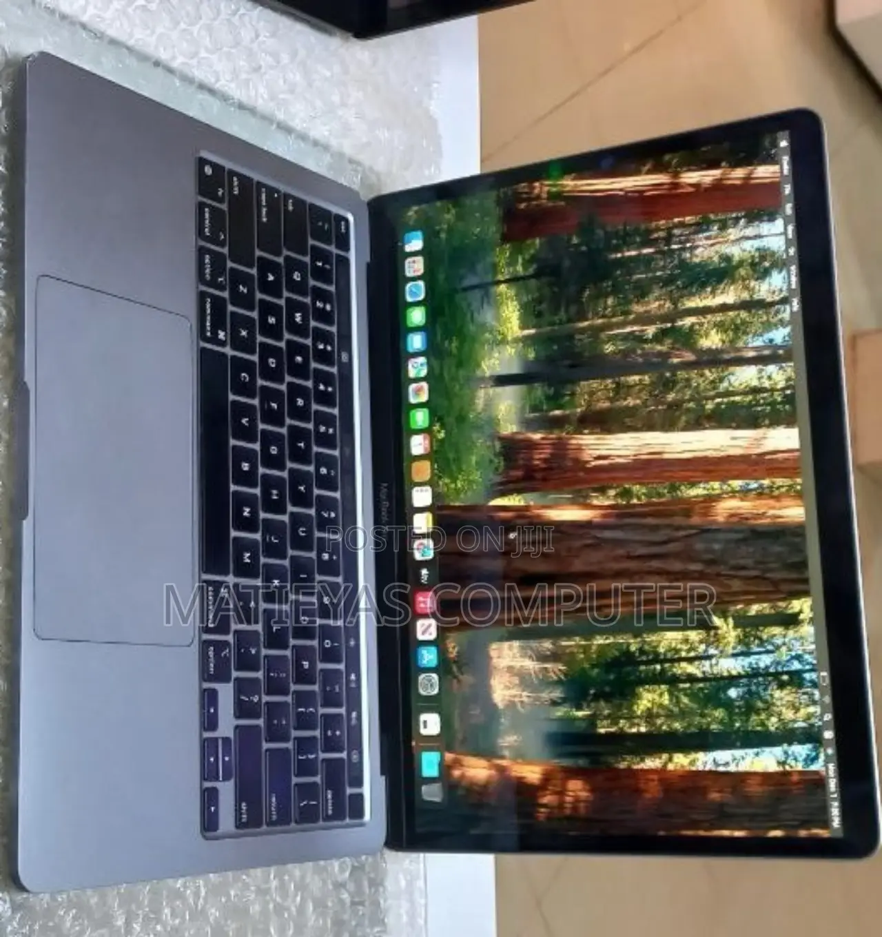 New Laptop Apple MacBook Pro M1 8GB Apple M1 SSD 256GB