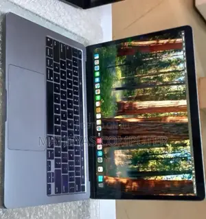 New Laptop Apple MacBook Pro M1 8GB Apple M1 SSD 256GB
