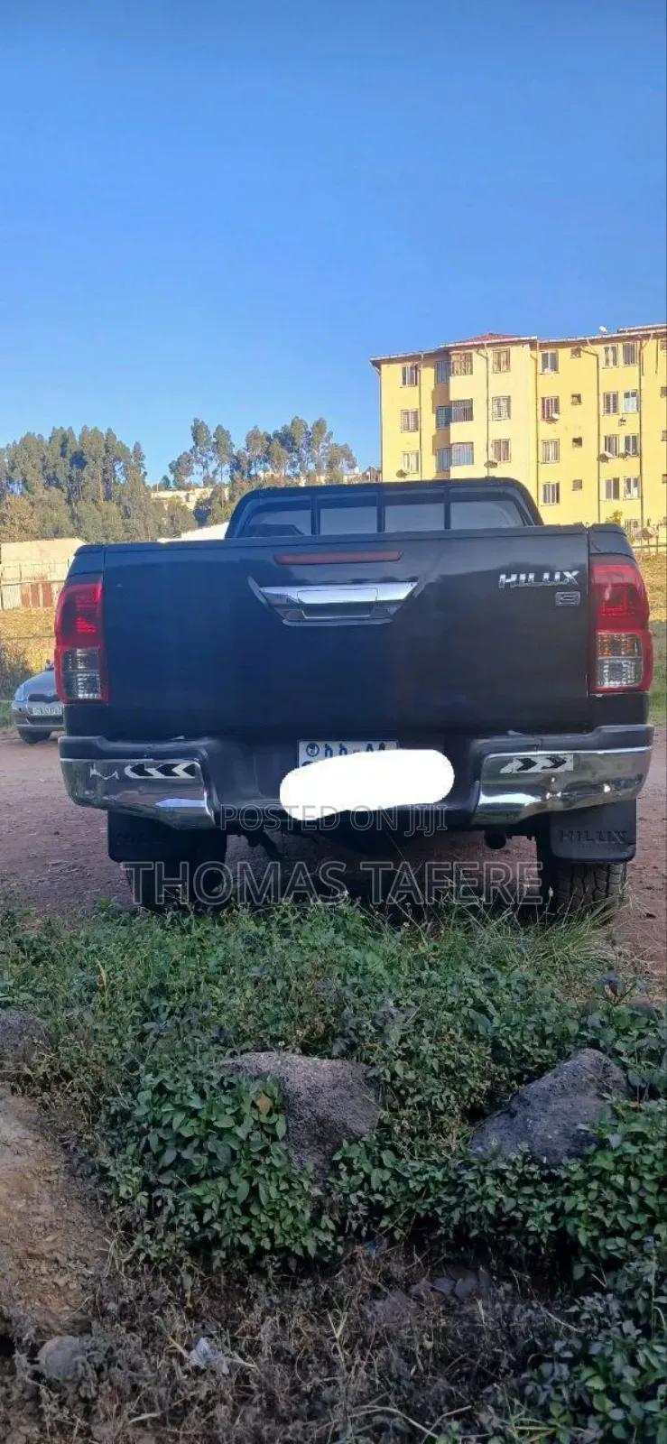 Toyota Hilux 2016 Black
