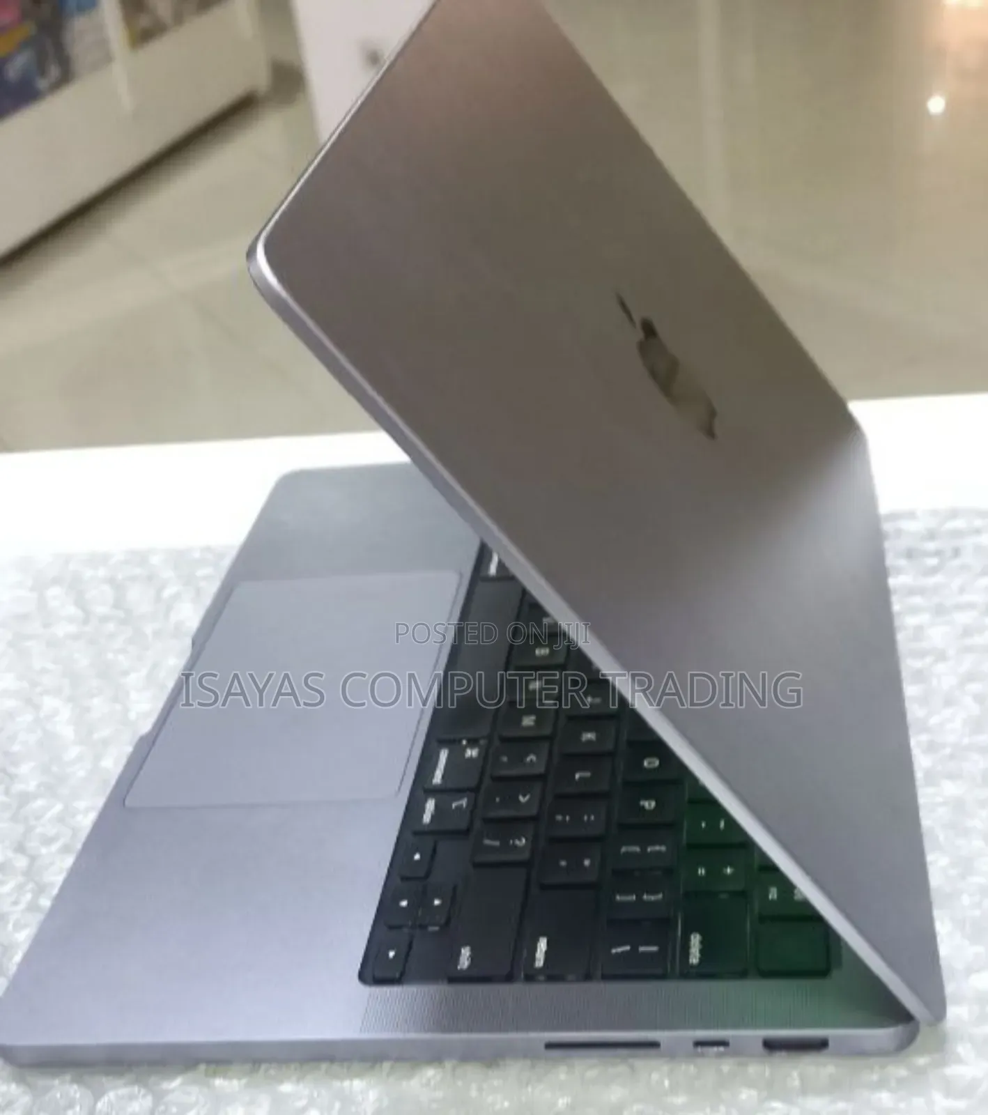 New Laptop Apple MacBook Pro M1 16GB SSD 512GB