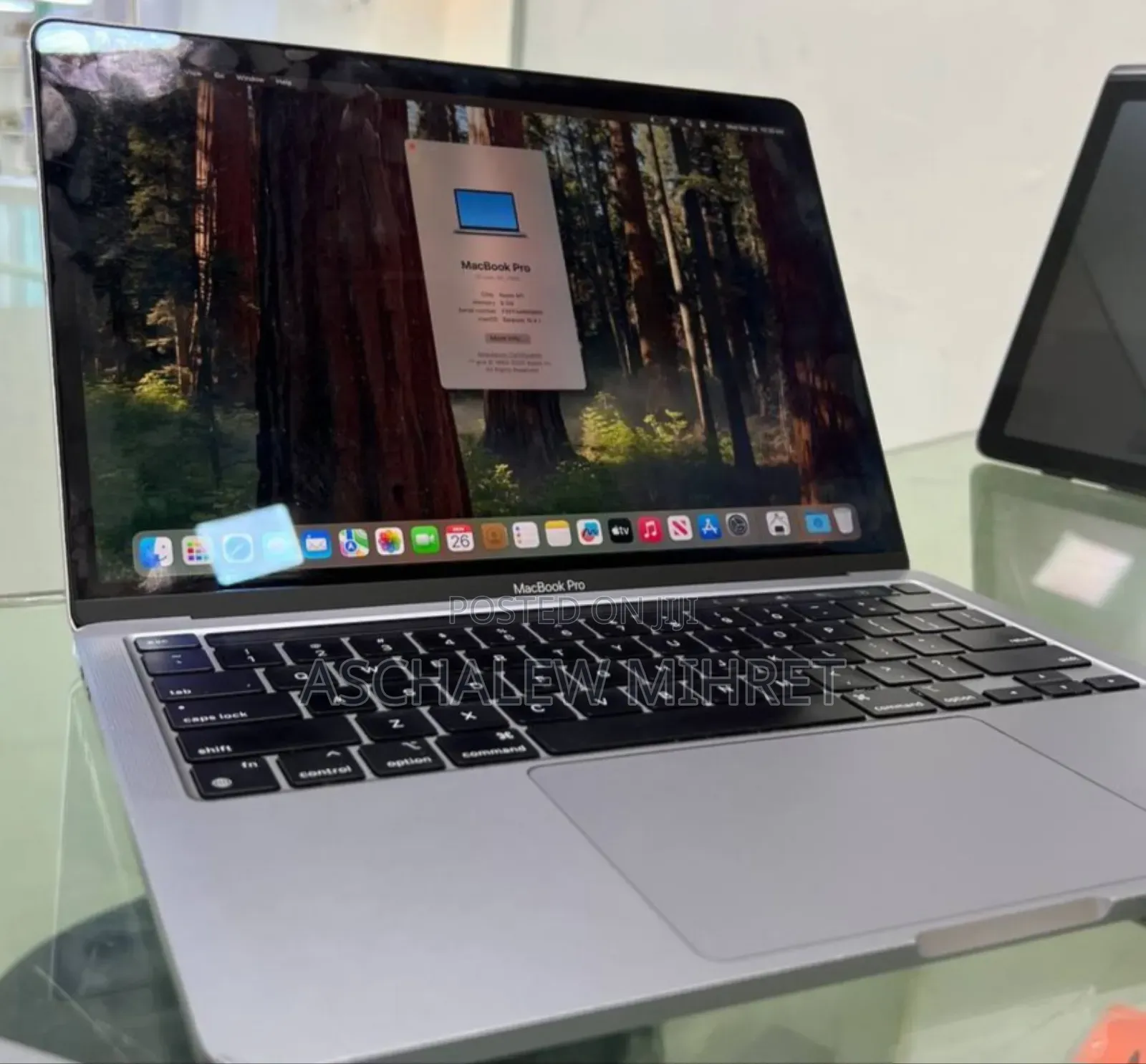 New Laptop Apple MacBook Air 2020 M1 8GB Apple M1 SSD 256GB